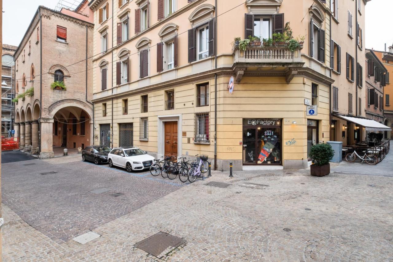 Nel Cuore Del Centro Storico Cozy Apartment Болонья Экстерьер фото